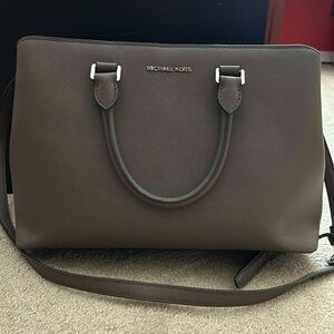 Michael kors taupe purse Savannah
